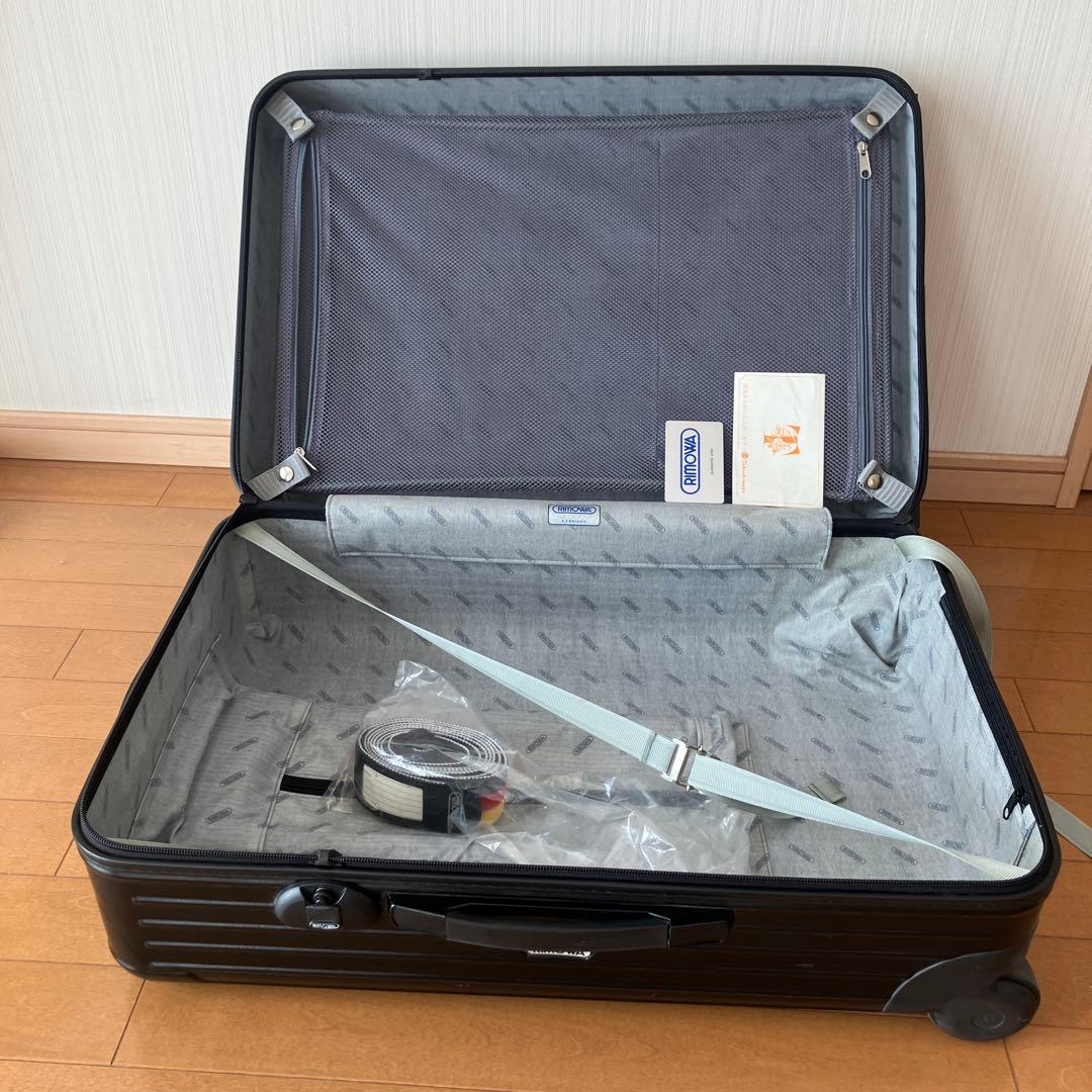 RIMOWAリモワ　ブラックキャリーケース