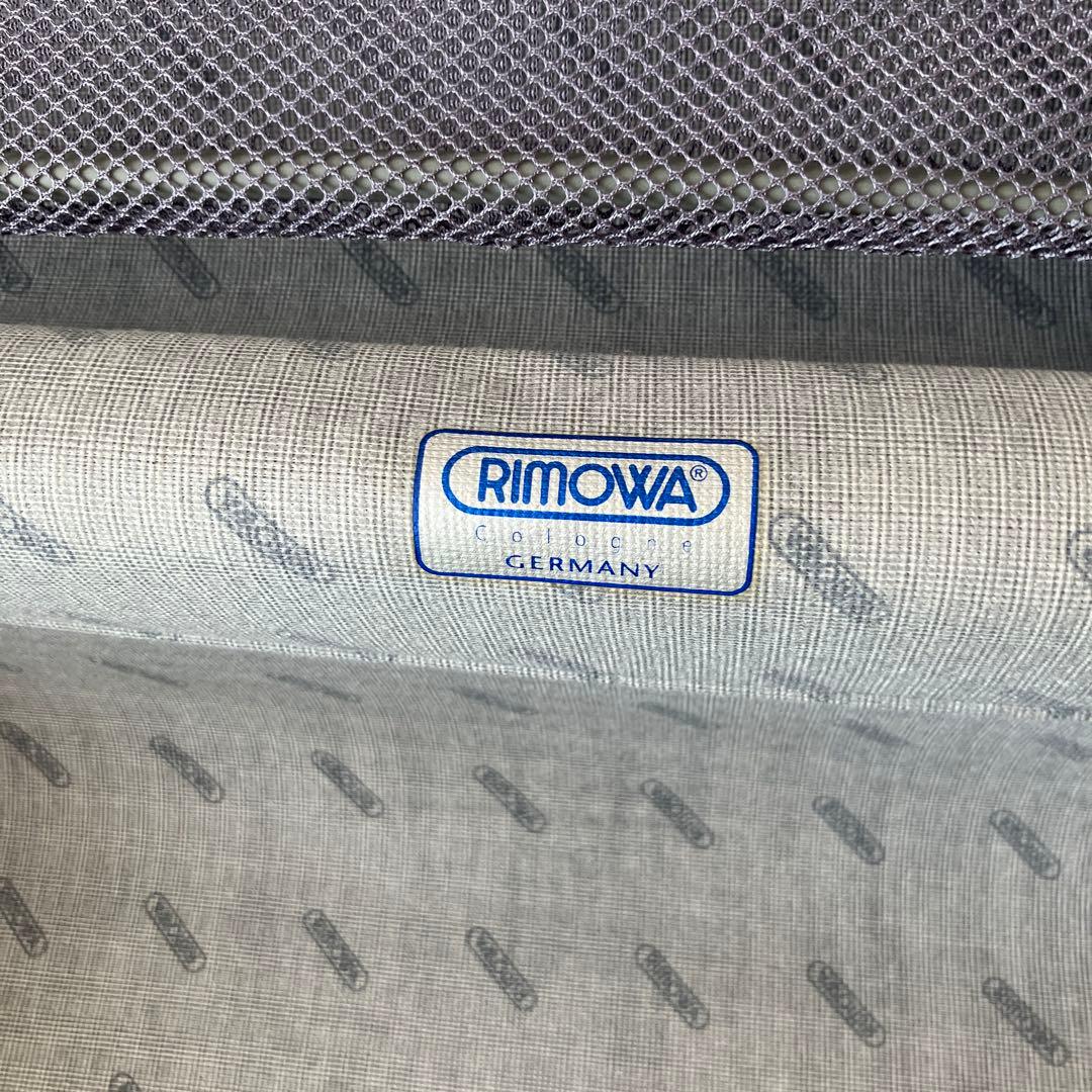 RIMOWAリモワ　ブラックキャリーケース