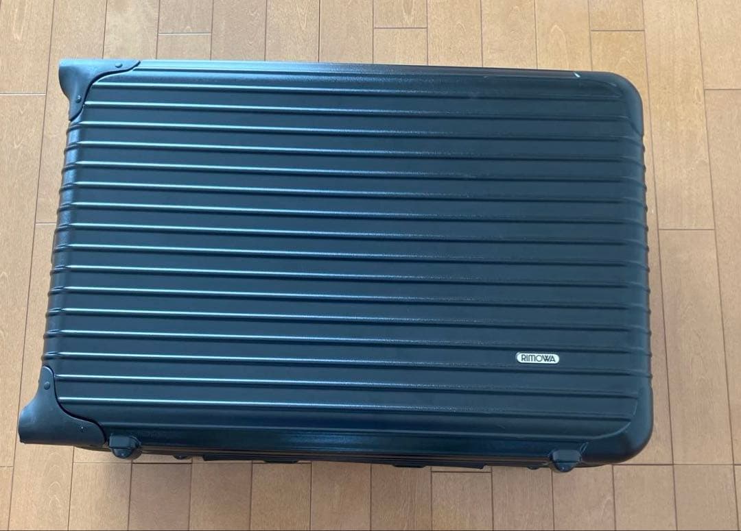RIMOWAリモワ　ブラックキャリーケース