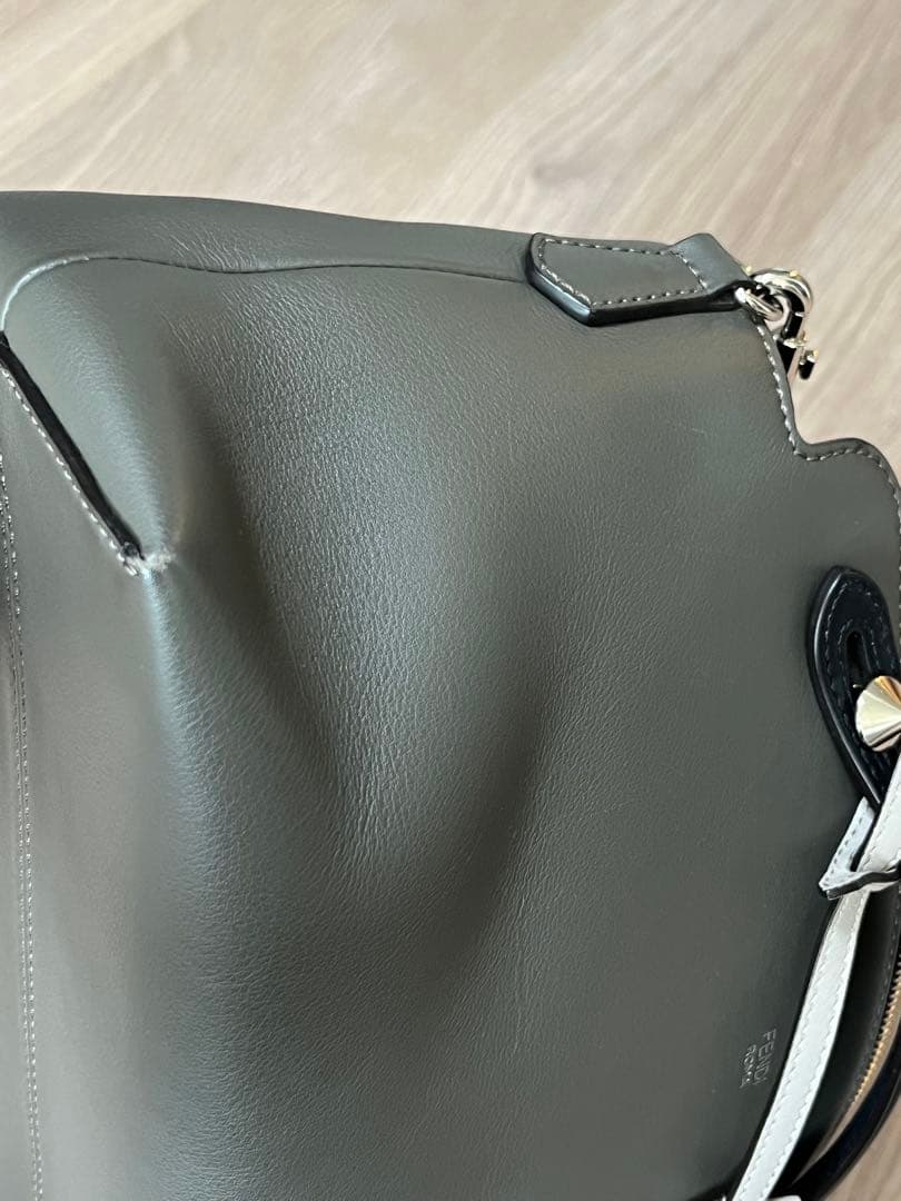 FENDI フェンディ　バイザウェイ　ダークグレー　ミディアム