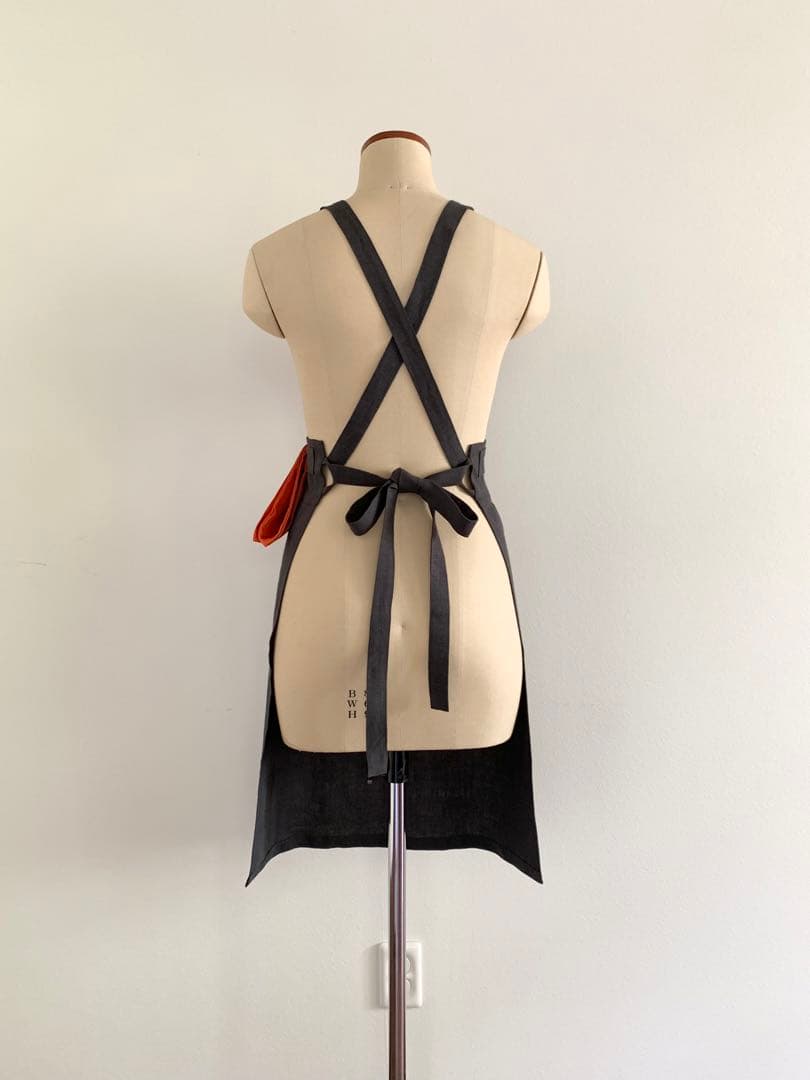 稽古着エプロン　フレンチリネン　チャコール　7-13号