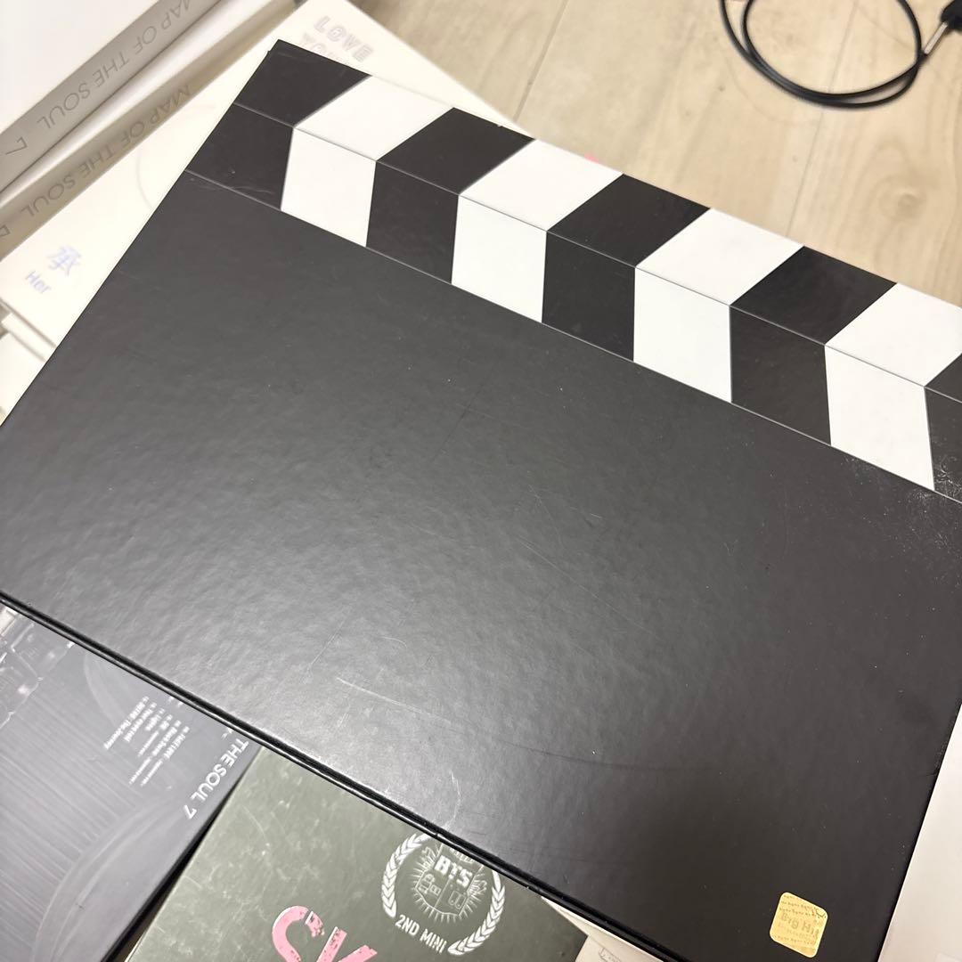 Btsの アルバム、ぬいぐるみ、カード、うちわ諸々まとめ売り