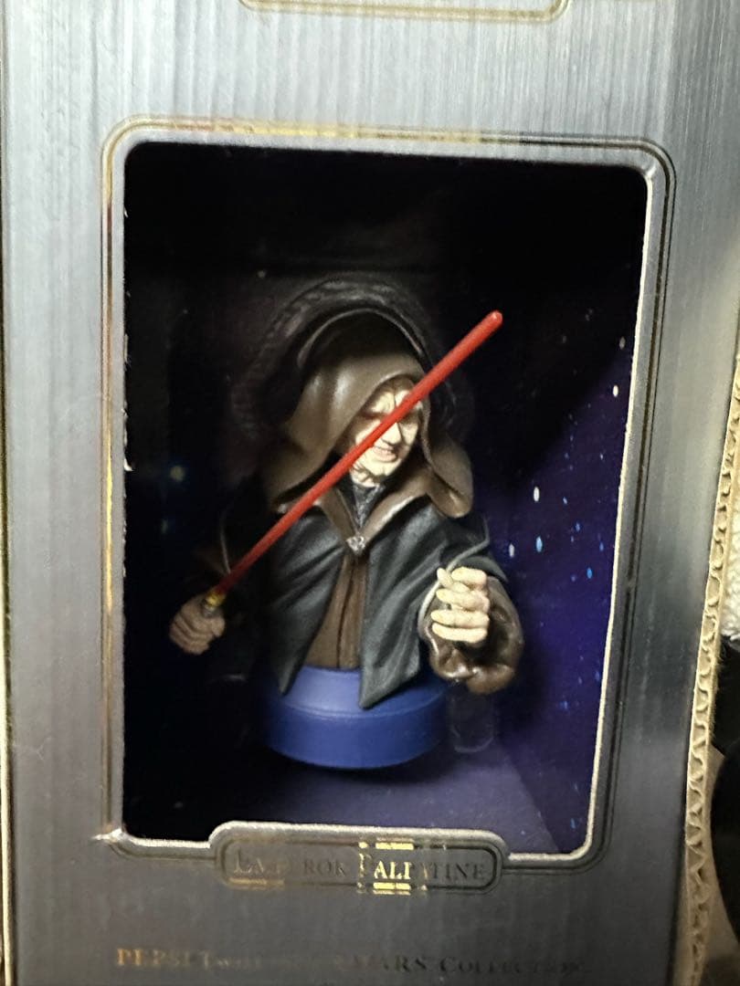 値下げ　スターウォーズSTARWARS サウンドビッグキャップコンプリート希少