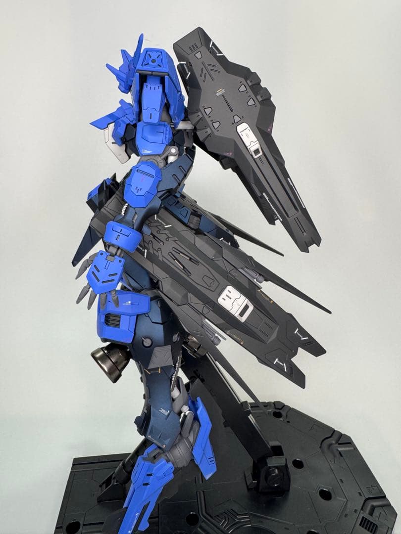 【大幅値下げ】MG 1/100 ガンダムヴィダール【塗装済み完成品】
