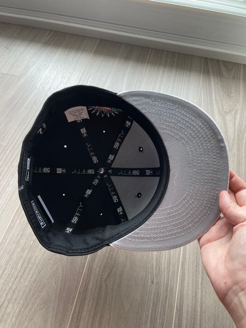 Supreme 59FIFTY キャップ ブラック/ホワイト