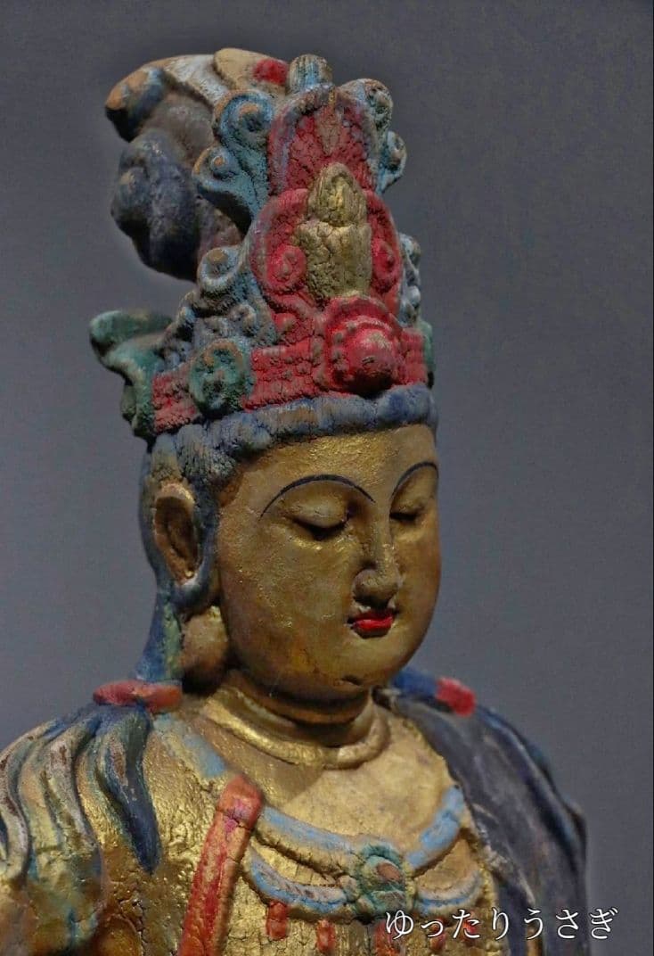 観自在観音菩薩座像 楠木彫刻 仏像 極彩色 観音像