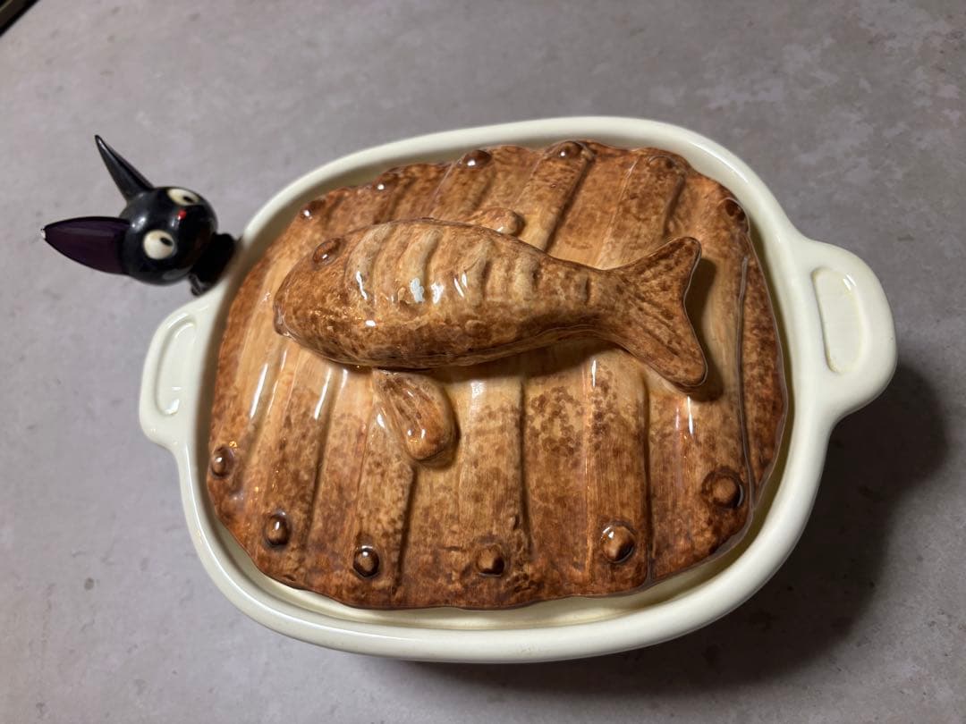 魔女の宅急便　ニシンのパイ　クッキージャー　ジジ付き　[難有り]