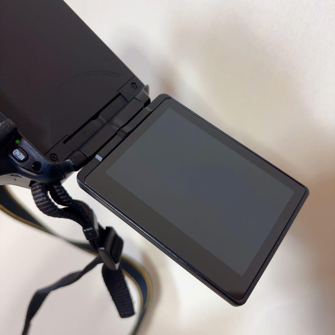 Nikon D5500 バッテリー2個 ボディ デジタル一眼レフカメラ 本体