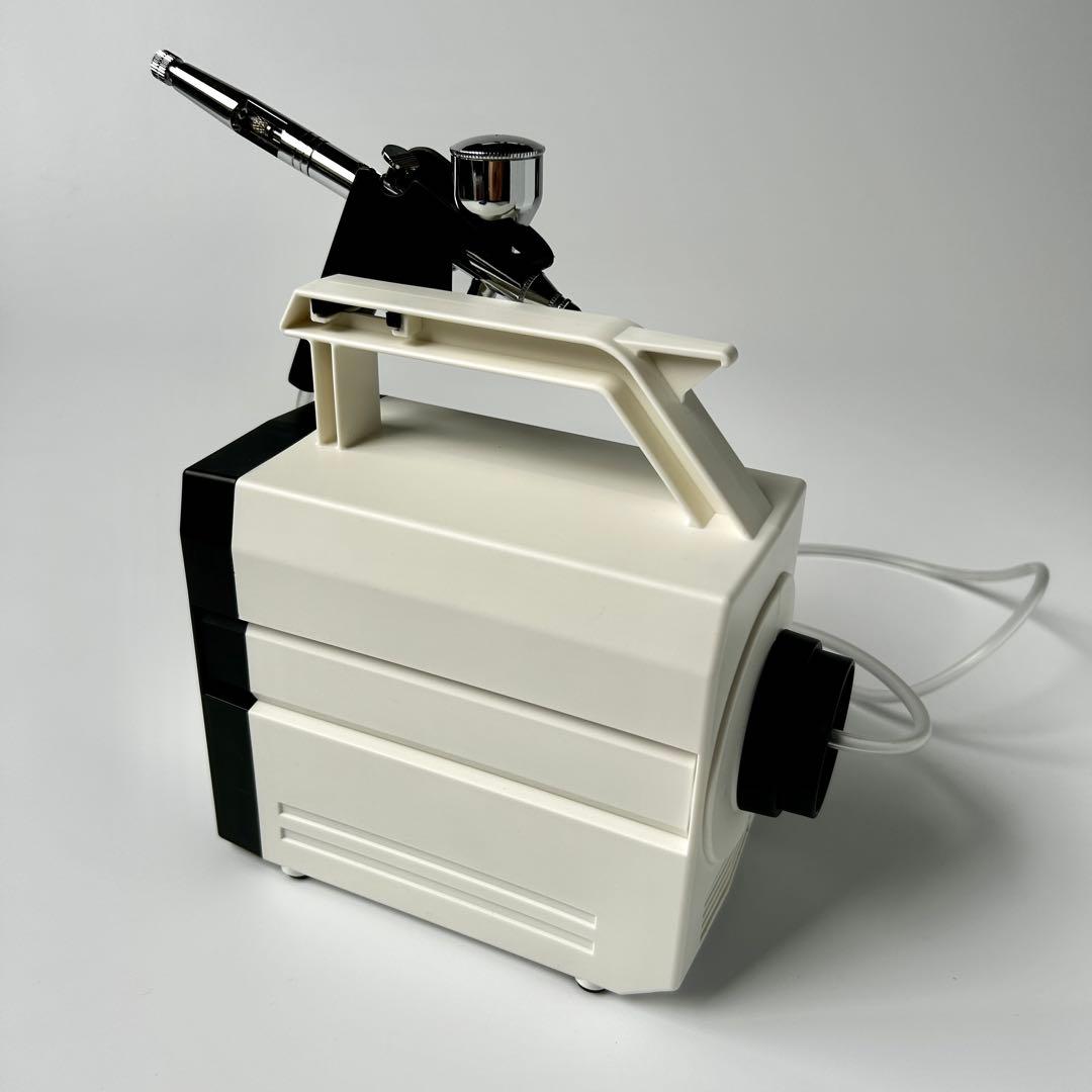 タミヤ スプレーワーク コンプレッサー レボII エアブラシ エアーブラシ