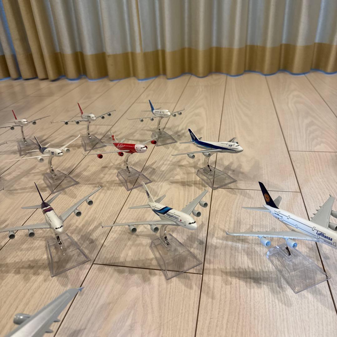 航空機モデル 24機セット 1/200スケール