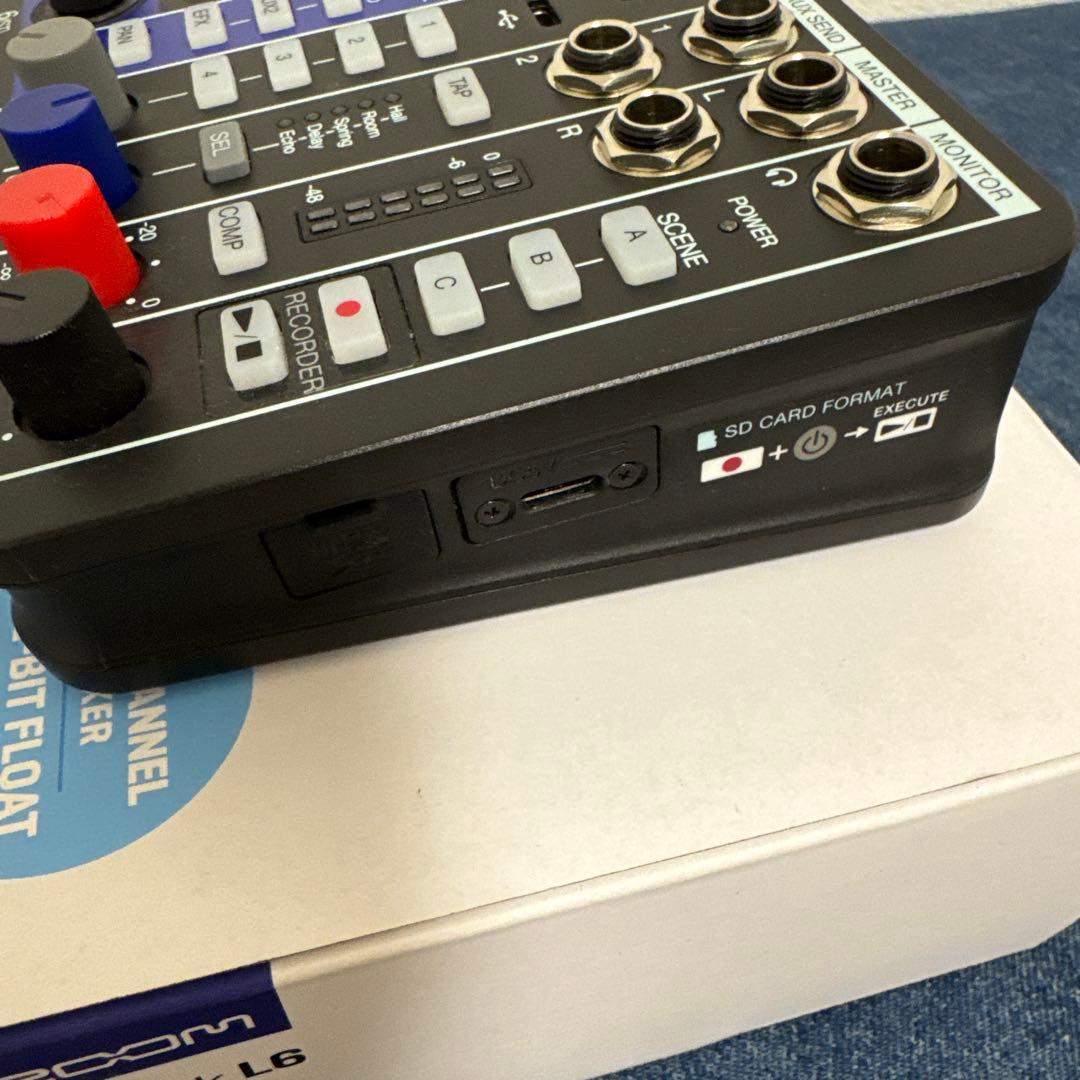 ZOOM LiveTrak L6 とERL-6