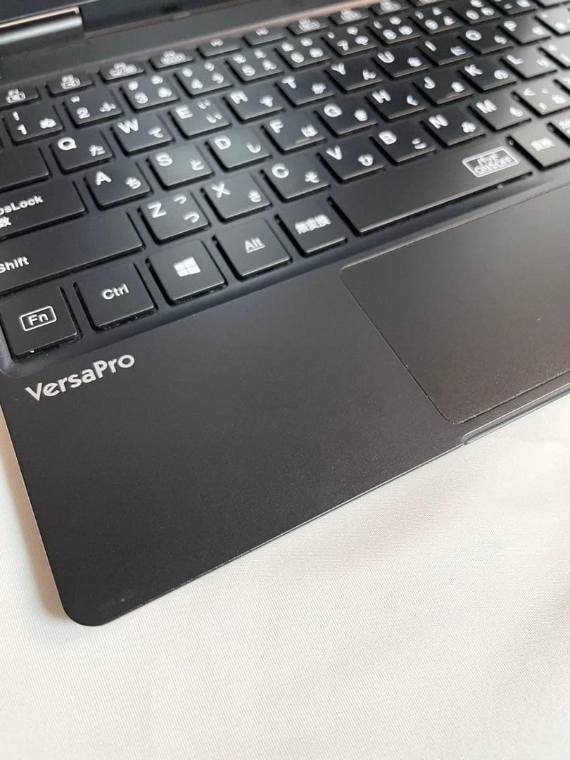 SSD512GB/メモリ8GB/i5第8世代NECノートパソコン　R111